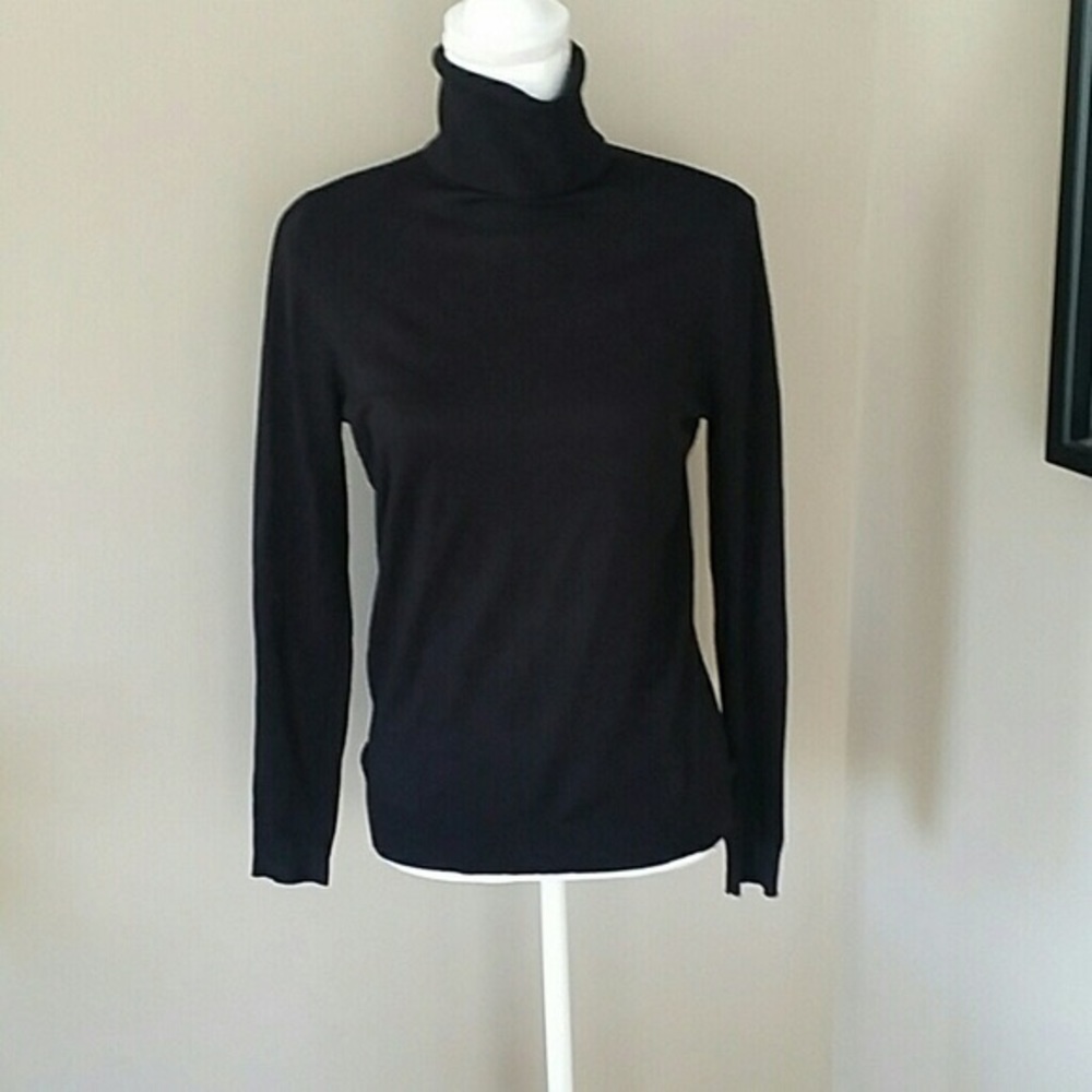 Ann Taylor black turtleneck sweater